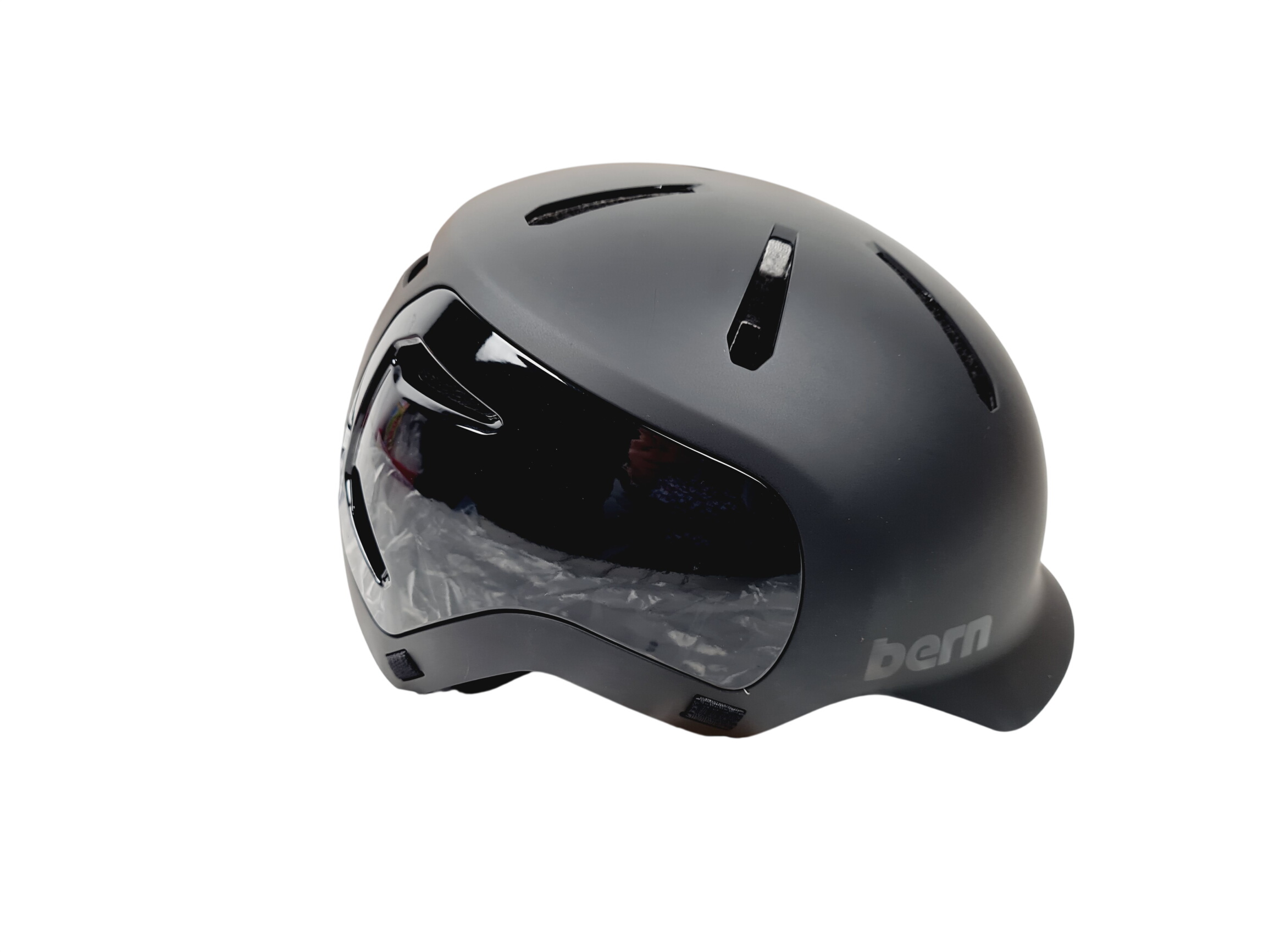 Équipement vélo - Casque noir mat - Taille L - Unisexe - Bern Comme neuf -  reconditionné disponible sur Label Emmaüs